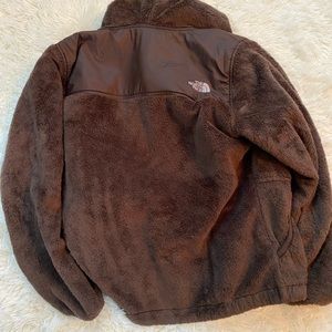 Girls XL North Face Jacket (fits womens small/medium)